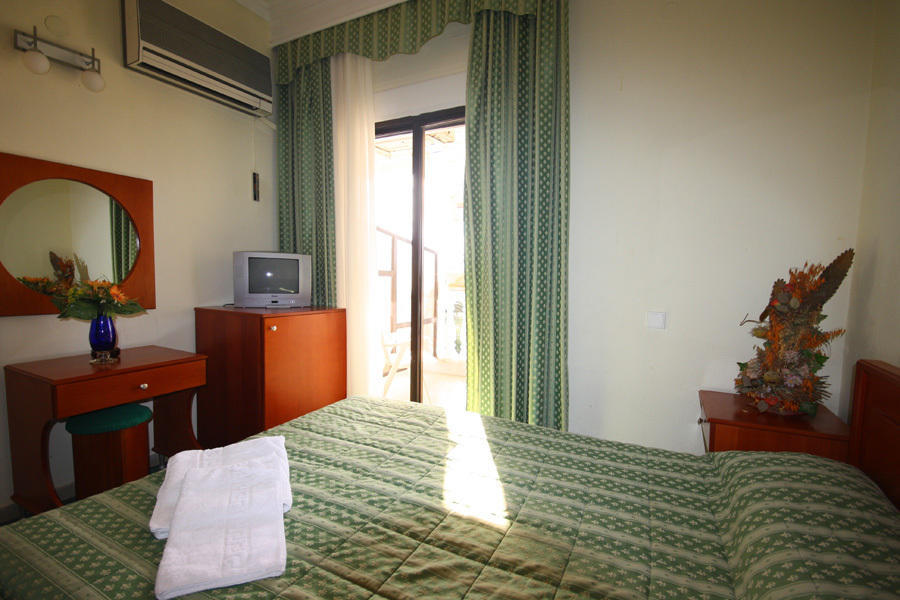 Cavo D' Oro Hotel Nea Moudania Phòng bức ảnh